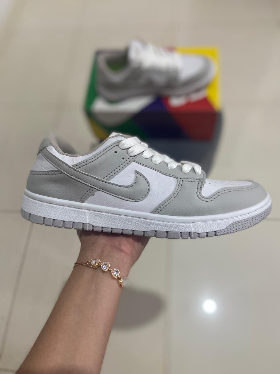 DUNK LOW