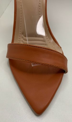 SANDÁLIA SALTO BICO FOLHA