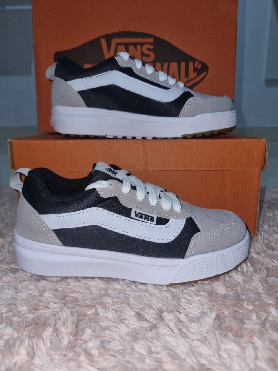 VANS ULTRARANGE