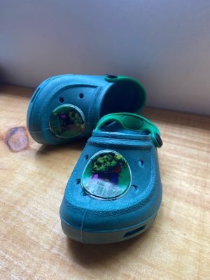 CROCS INFANTIL HULK