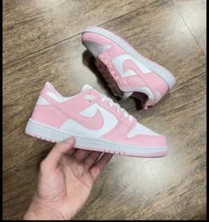 NIKE DUNK